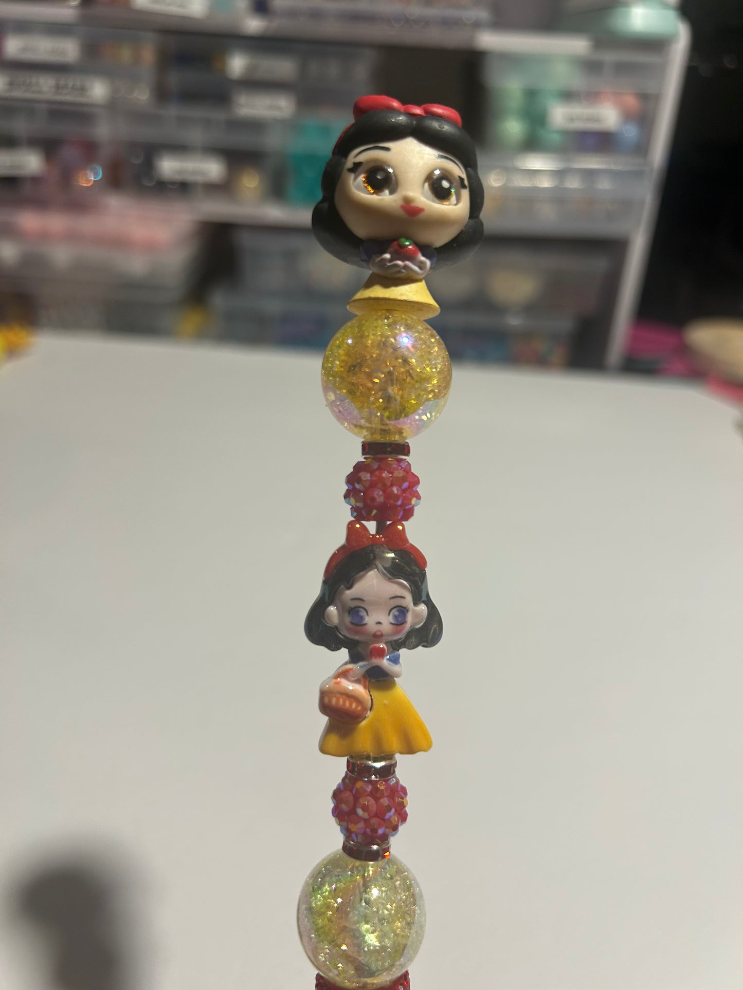 🍎 Fairest Princess Glam Beaded Pen ✨