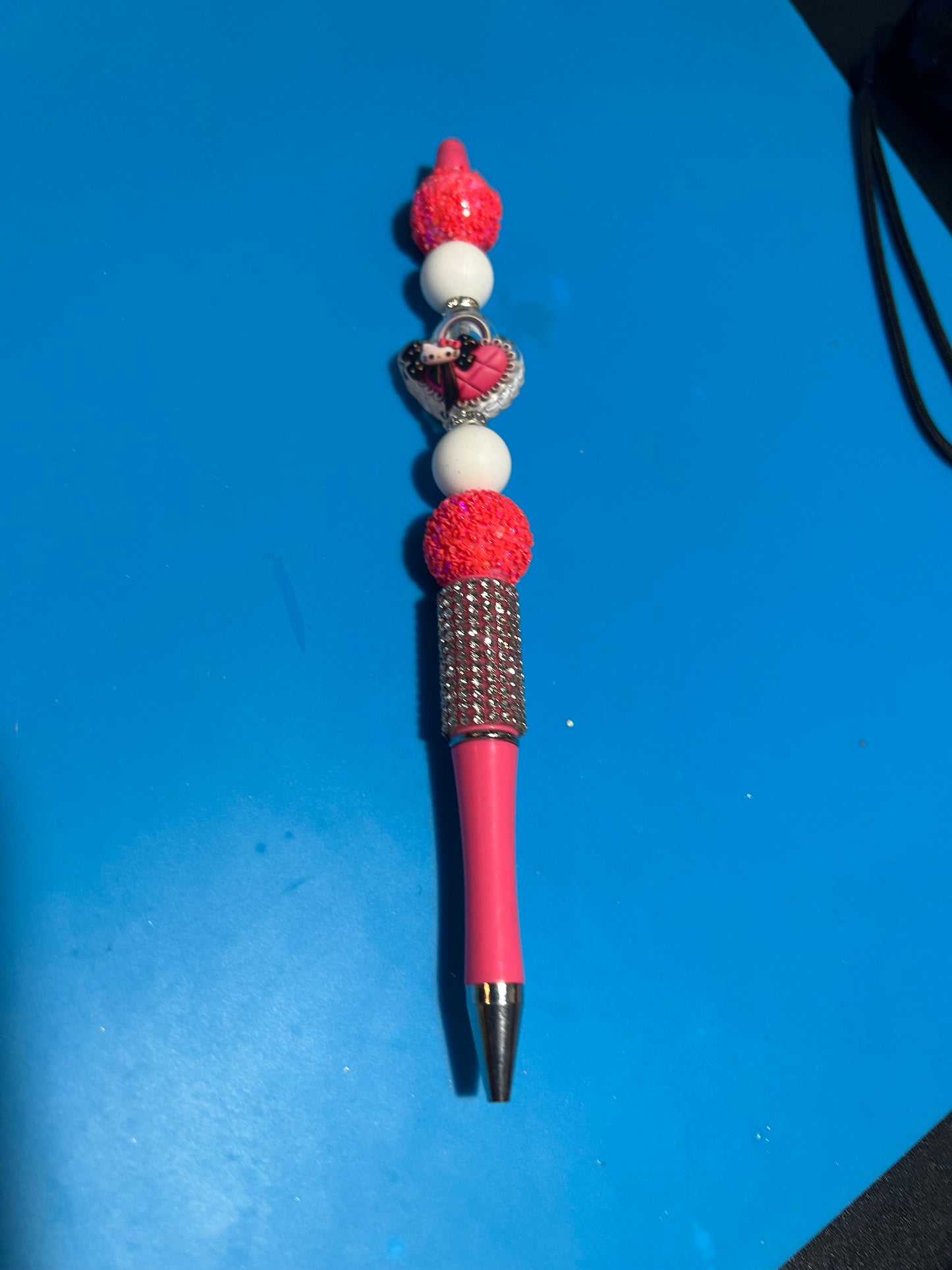 🎀 Pink Kitty Glam Beaded Pen ✨
