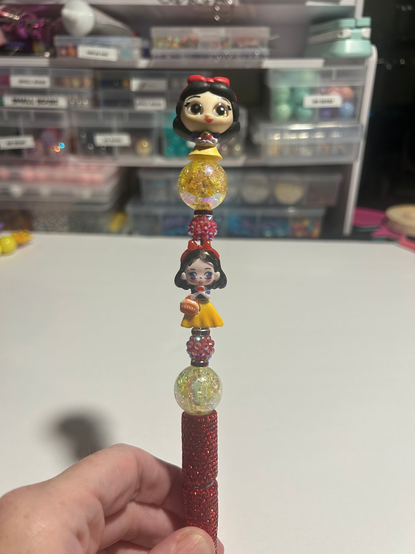 🍎 Fairest Princess Glam Beaded Pen ✨