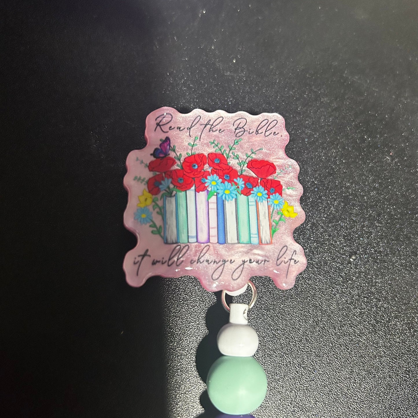 💖 Read the Bible Beaded Badge Reel – Faith Hope Love